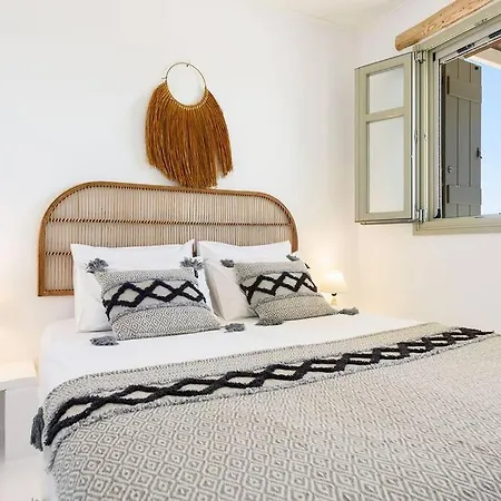 Parian Philoxenia Villa, Mikri Santa Maria Holiday home Naousa (Paros)