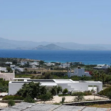 Parian Philoxenia Villa, Mikri Santa Maria *