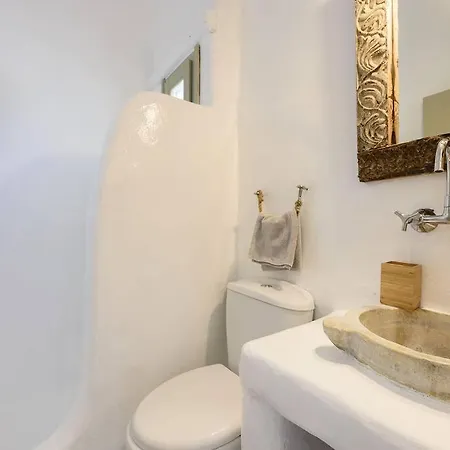 度假居 Parian Philoxenia Villa, Mikri Santa Maria *