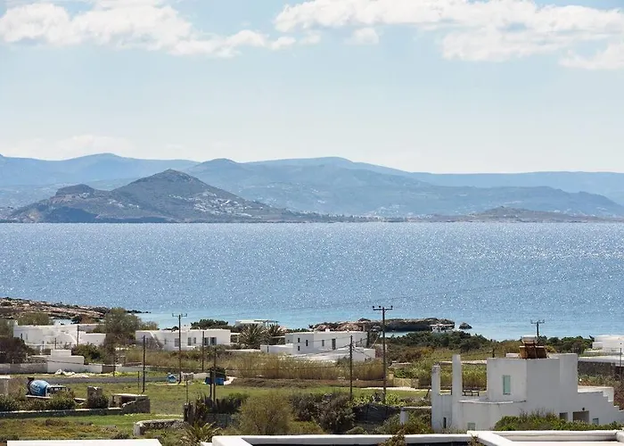 Parian Philoxenia Villa, Mikri Santa Maria *