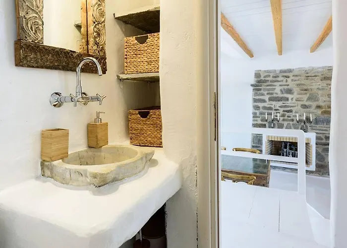 Parian Philoxenia Villa, Mikri Santa Maria Feriehus