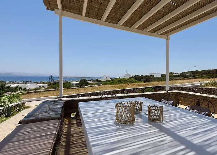 Parian Philoxenia Villa, Mikri Santa Maria Feriehus *